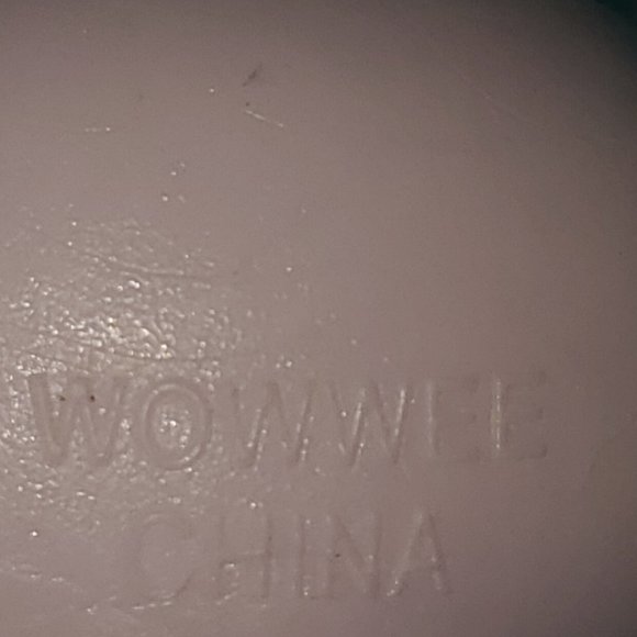 Wowed Fingerlings (non robotic) - Picture 4 of 4